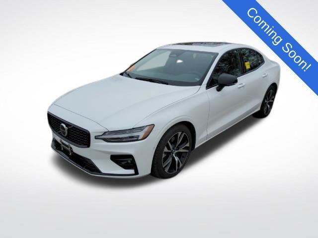 used 2024 Volvo S60 car