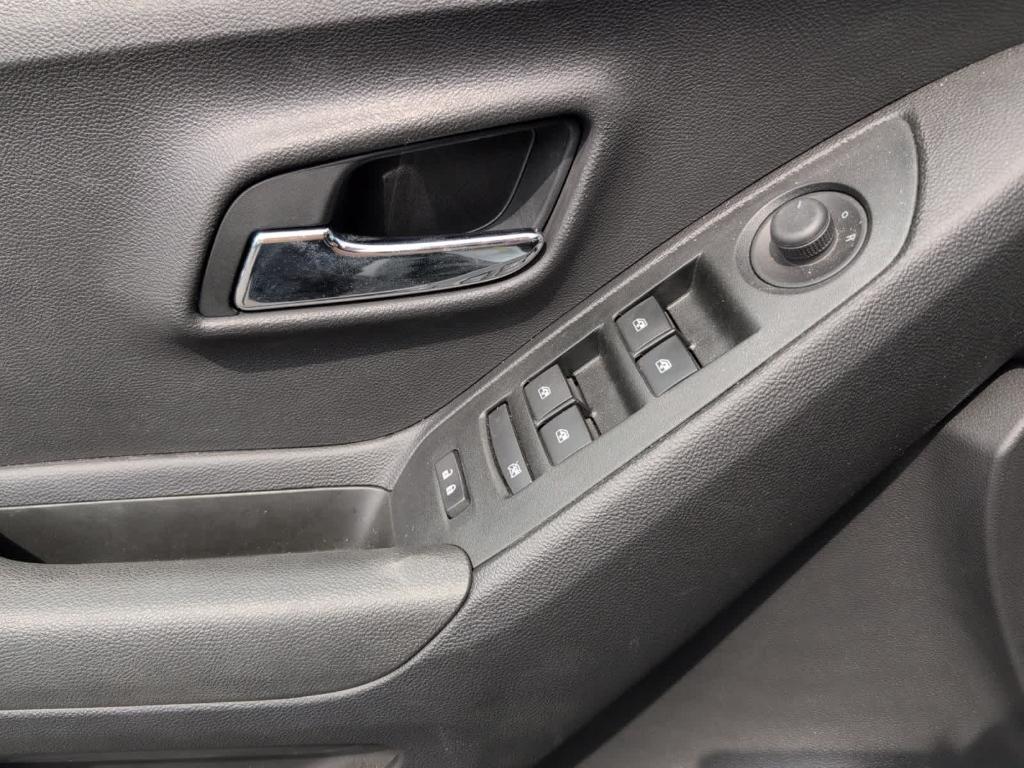 used 2019 Chevrolet Trax car, priced at $15,500