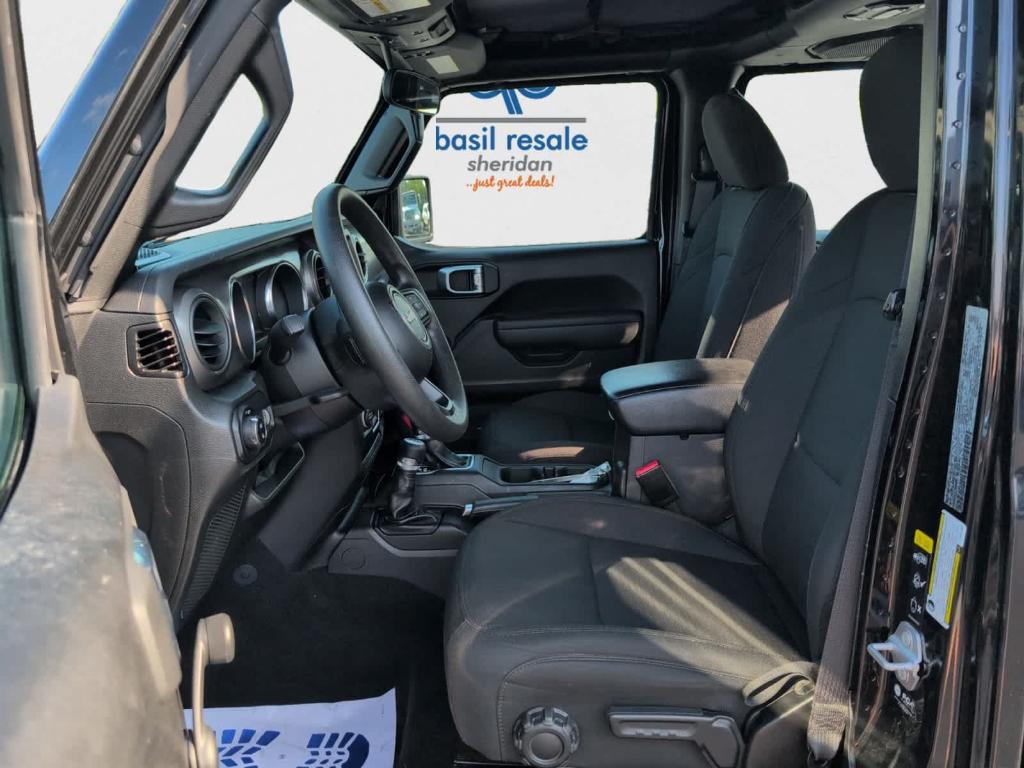 used 2023 Jeep Gladiator car, priced at $32,900