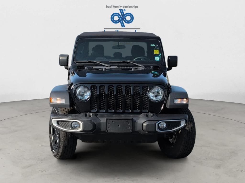 used 2023 Jeep Gladiator car, priced at $32,900
