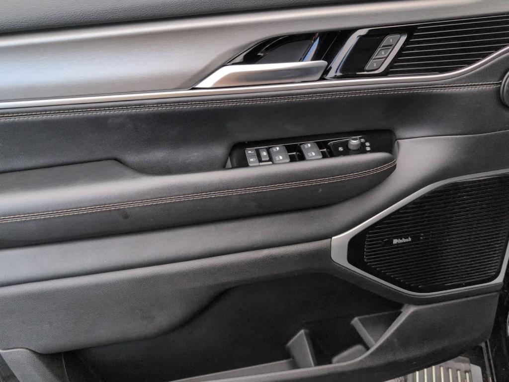 used 2025 Jeep Wagoneer car, priced at $62,888