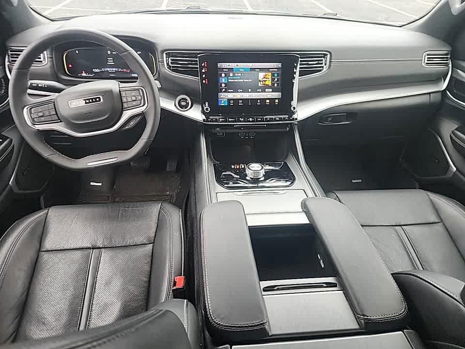 used 2023 Jeep Wagoneer car