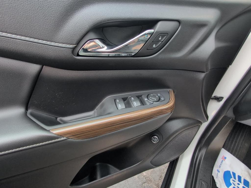 used 2023 GMC Acadia car, priced at $31,000