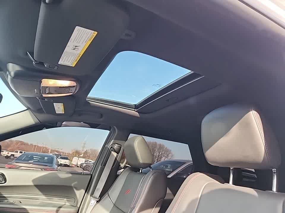 used 2025 Dodge Durango car, priced at $37,500