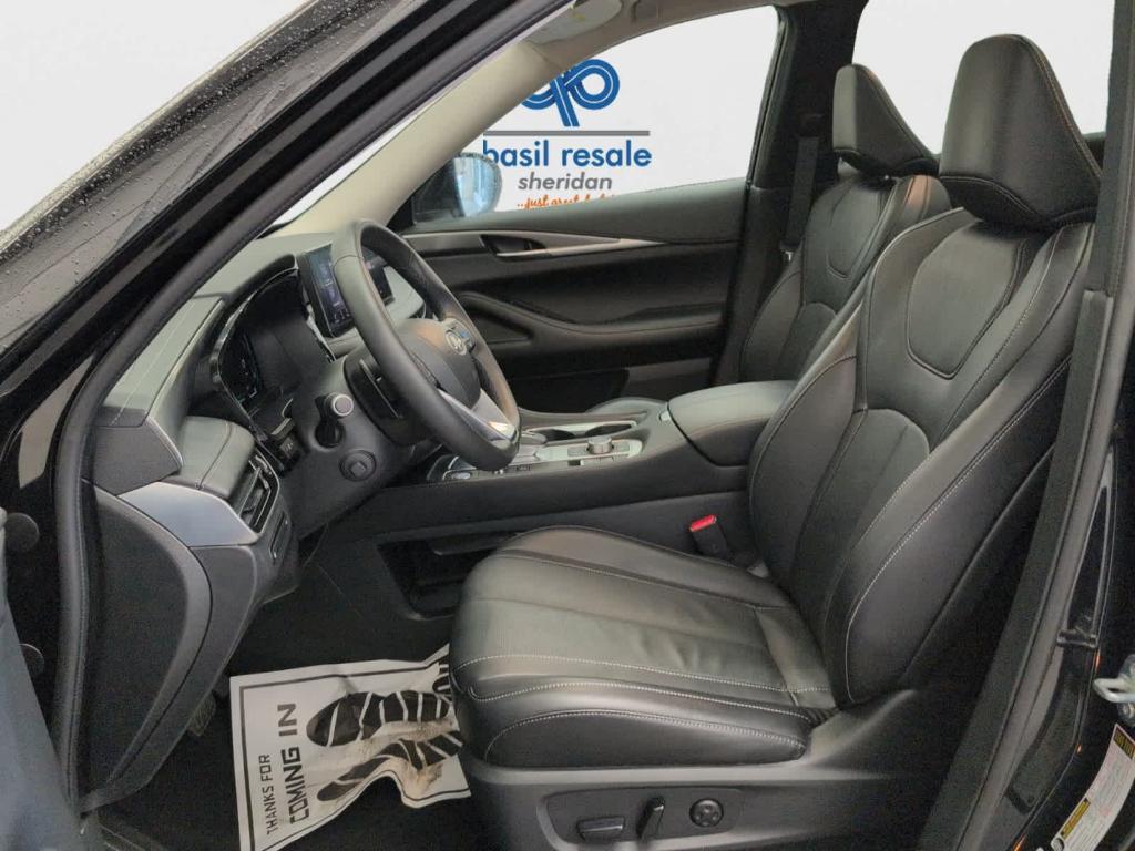 used 2025 INFINITI QX60 car, priced at $49,000