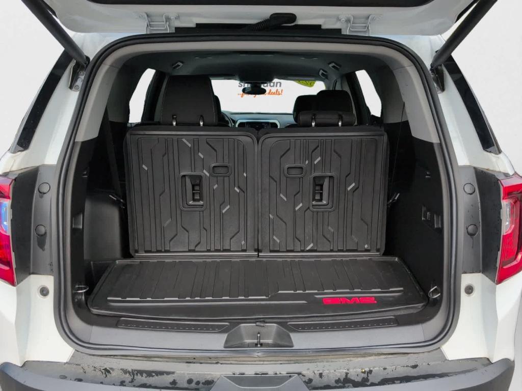 used 2023 GMC Acadia car, priced at $31,000