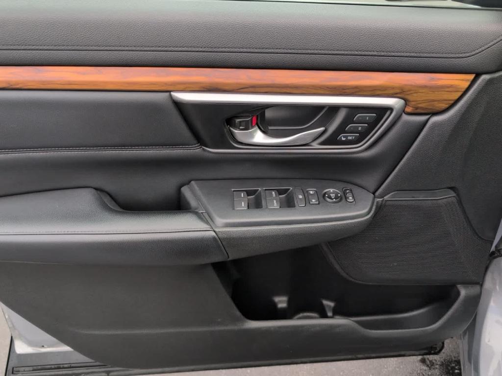 used 2019 Honda CR-V car, priced at $24,999
