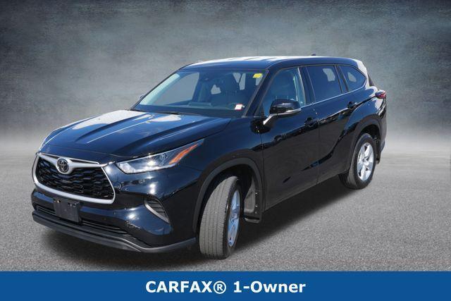 used 2021 Toyota Highlander car, priced at $29,000