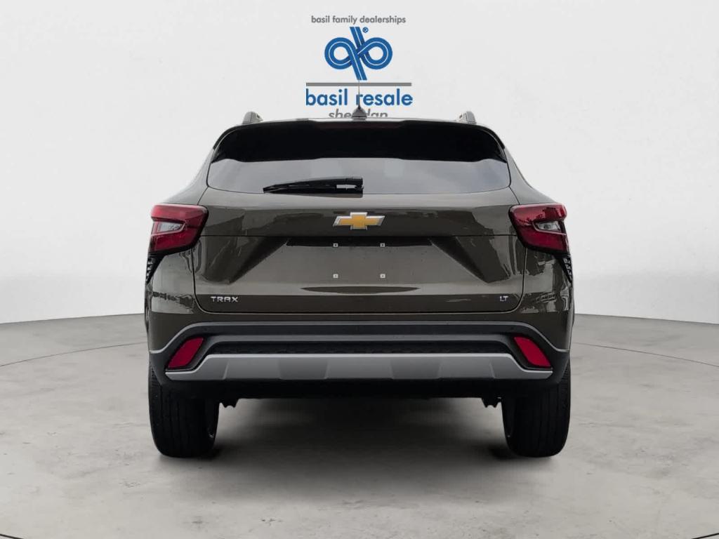 used 2024 Chevrolet Trax car, priced at $21,955