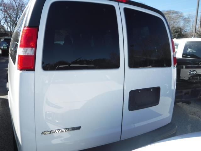 used 2022 Chevrolet Express 3500 car