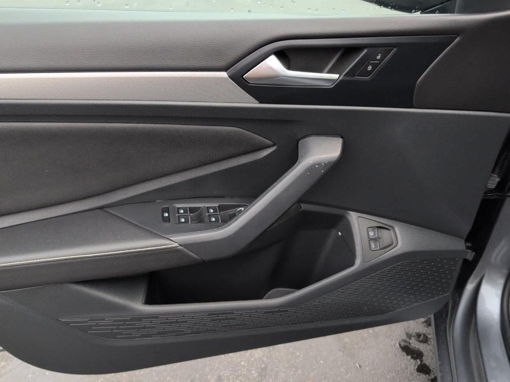 used 2024 Volkswagen Jetta car, priced at $18,999