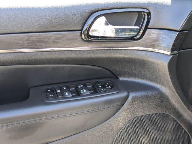 used 2021 Jeep Grand Cherokee car, priced at $29,054