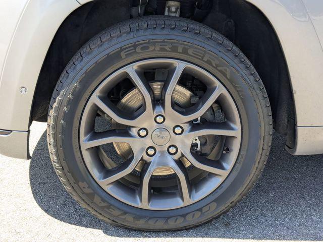 used 2021 Jeep Grand Cherokee car, priced at $29,054
