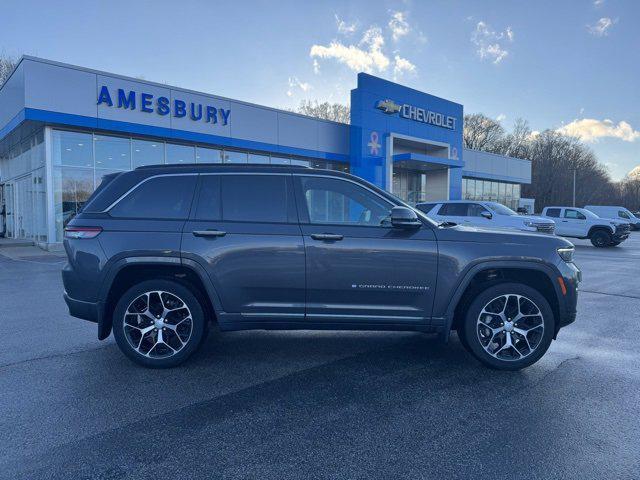 used 2024 Jeep Grand Cherokee car, priced at $55,992