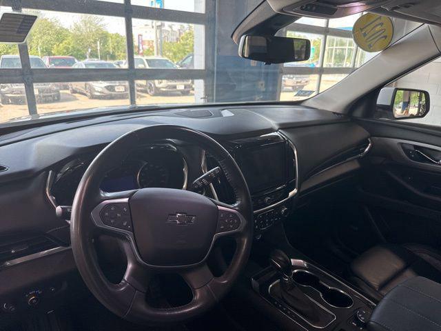 used 2021 Chevrolet Traverse car, priced at $32,697