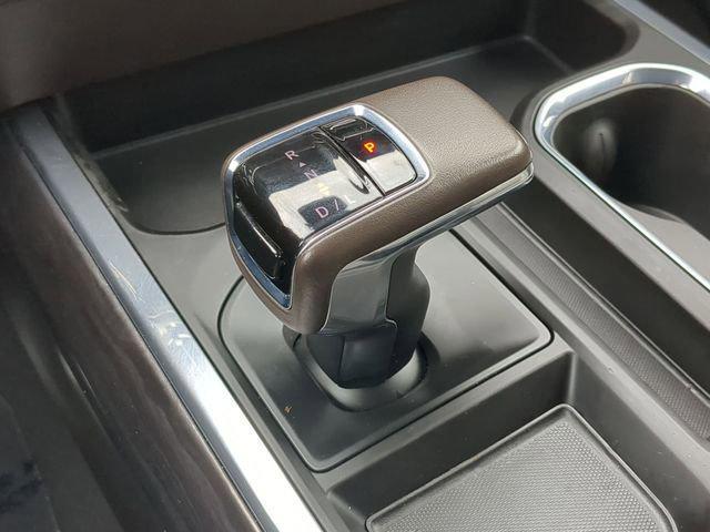 used 2022 Chevrolet Silverado 1500 car, priced at $43,989