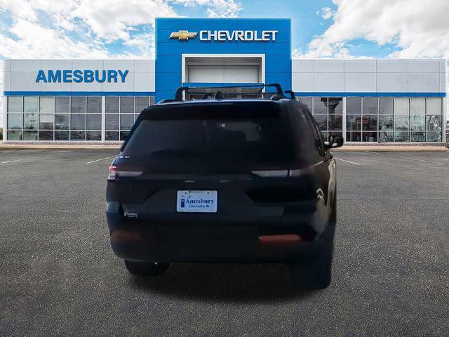 used 2023 Jeep Grand Cherokee car, priced at $34,151