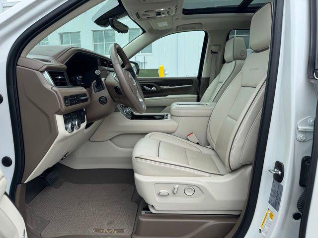 used 2022 GMC Yukon car, priced at $57,986