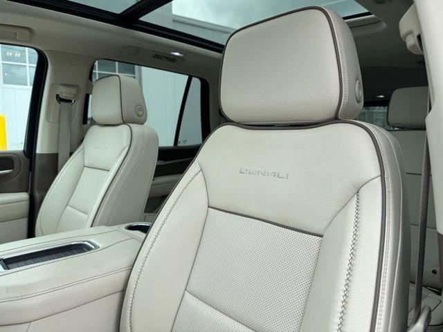 used 2022 GMC Yukon car, priced at $57,986