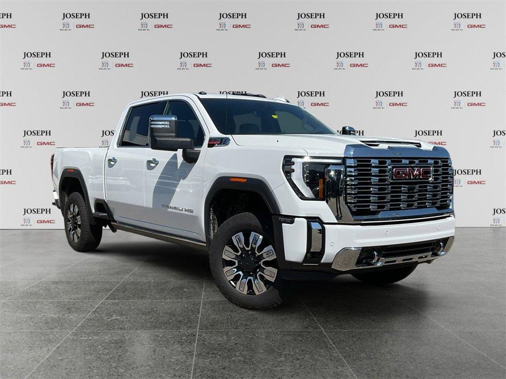 used 2025 GMC Sierra 3500 car, priced at $80,371
