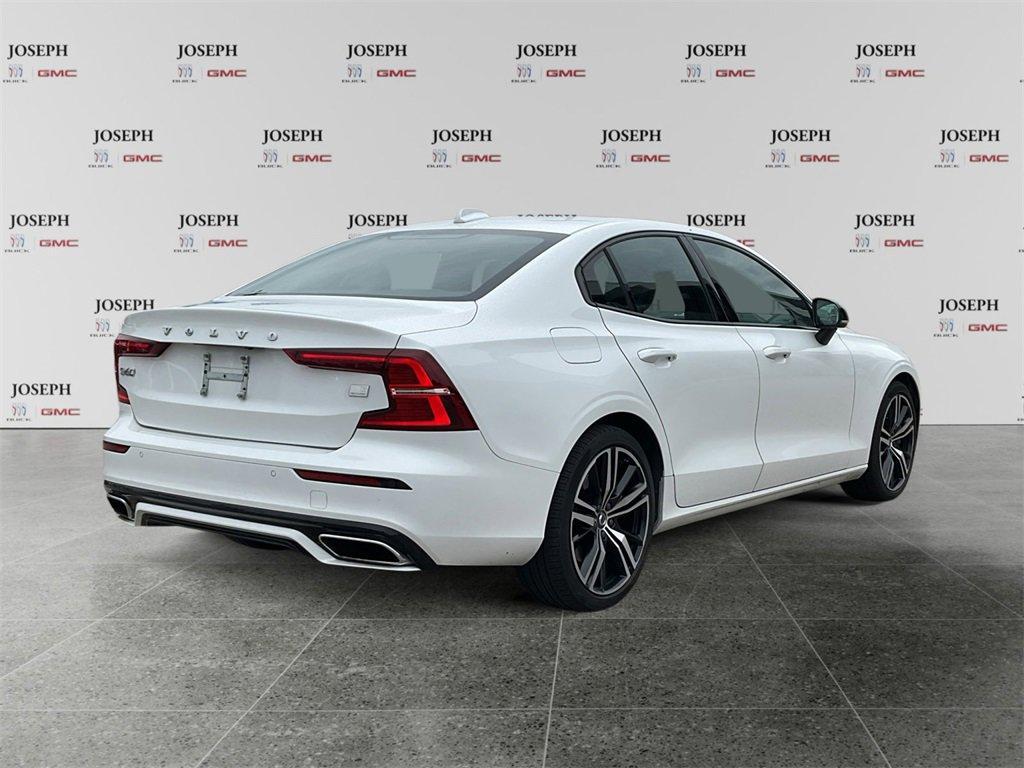 used 2022 Volvo S60 Recharge Plug-In Hybrid car, priced at $30,000