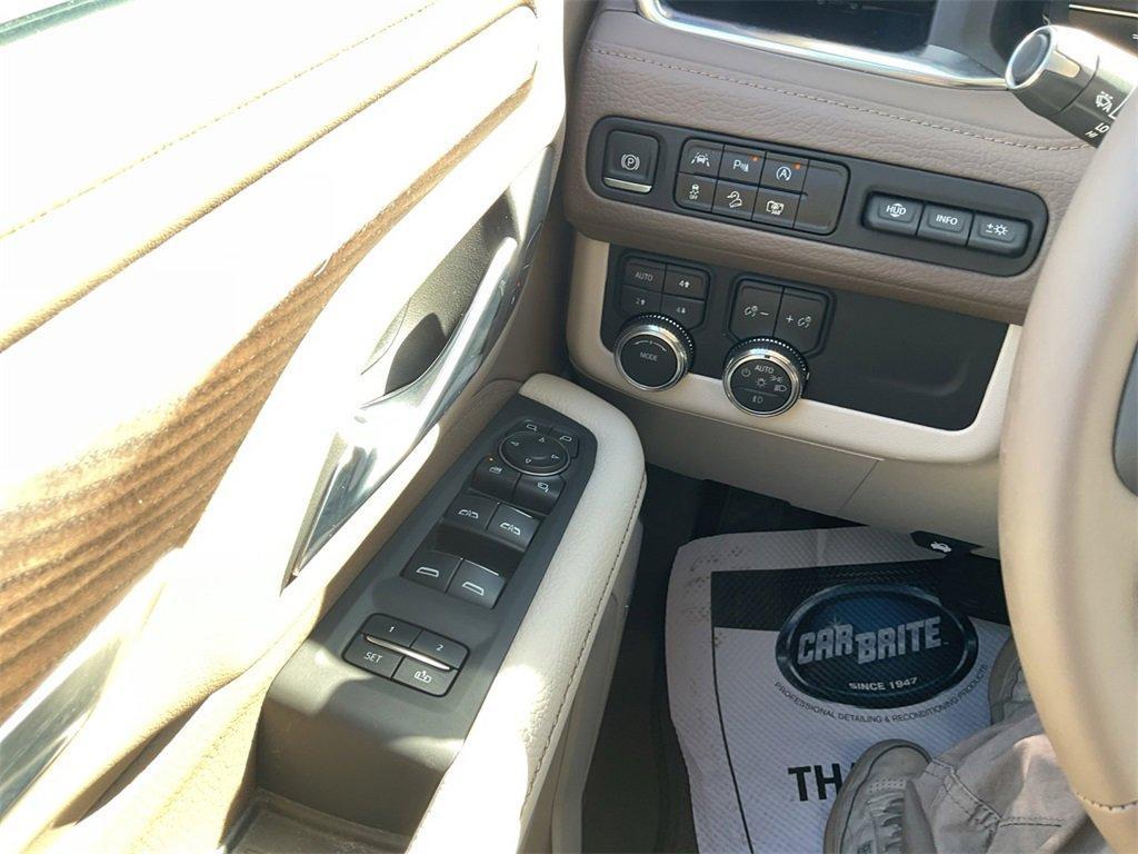 used 2024 GMC Yukon car, priced at $73,858