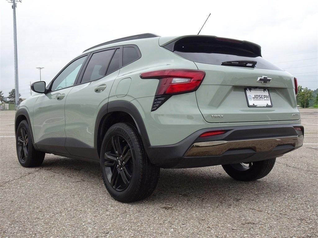 used 2024 Chevrolet Trax car, priced at $23,800