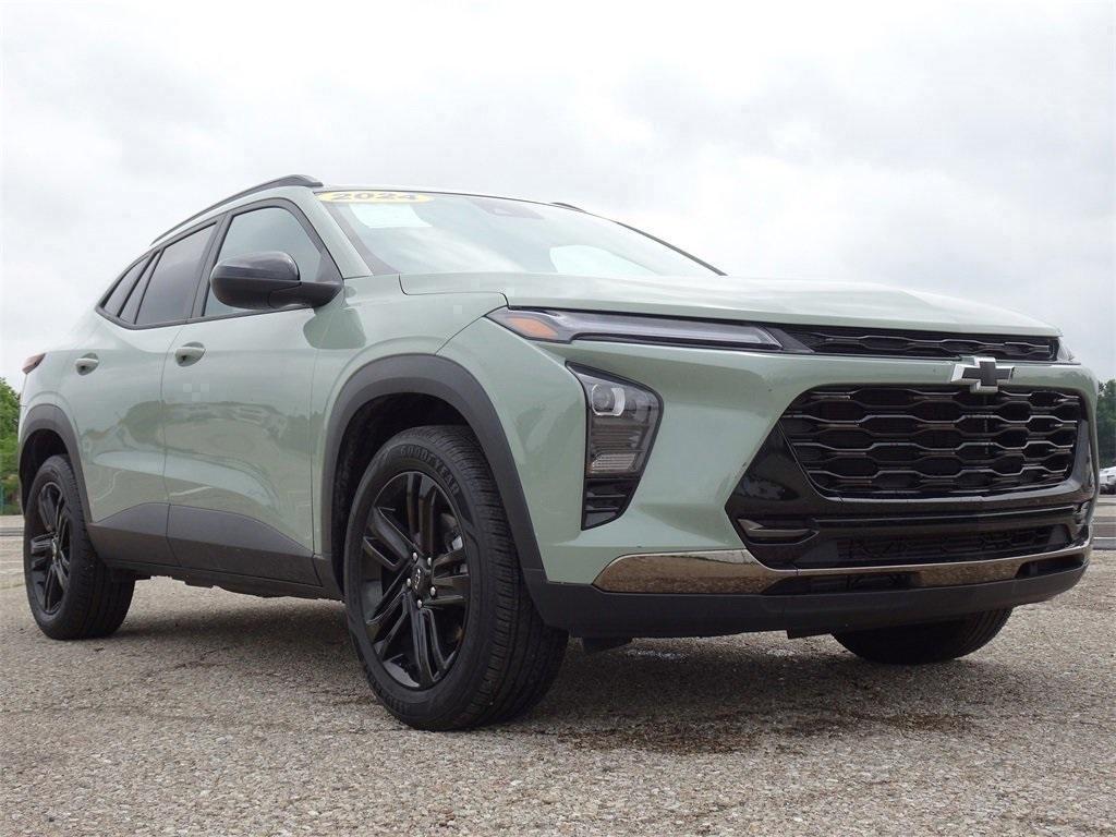 used 2024 Chevrolet Trax car, priced at $23,800