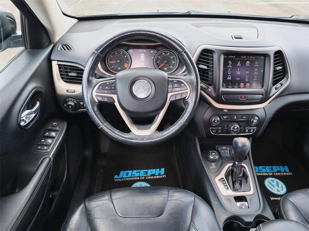 used 2015 Jeep Cherokee car, priced at $10,979