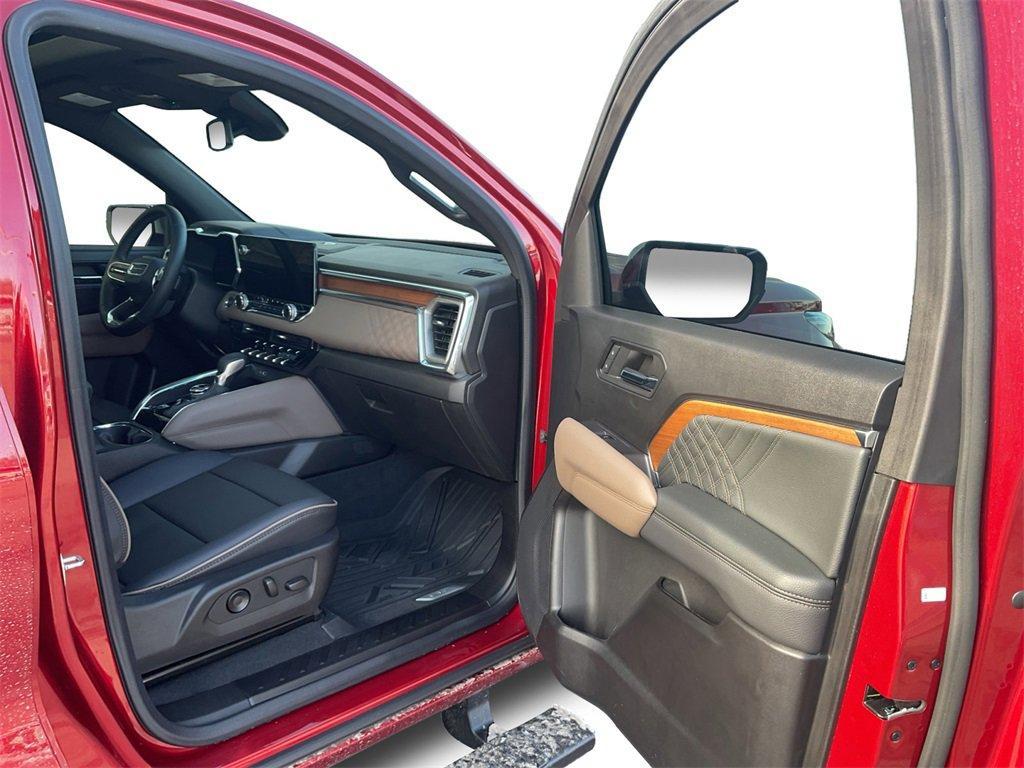 used 2023 GMC Canyon car, priced at $40,999