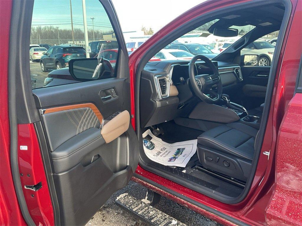 used 2023 GMC Canyon car, priced at $40,999