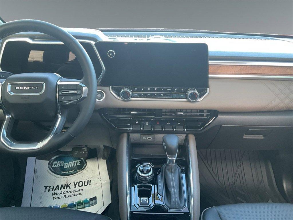 used 2023 GMC Canyon car, priced at $40,999