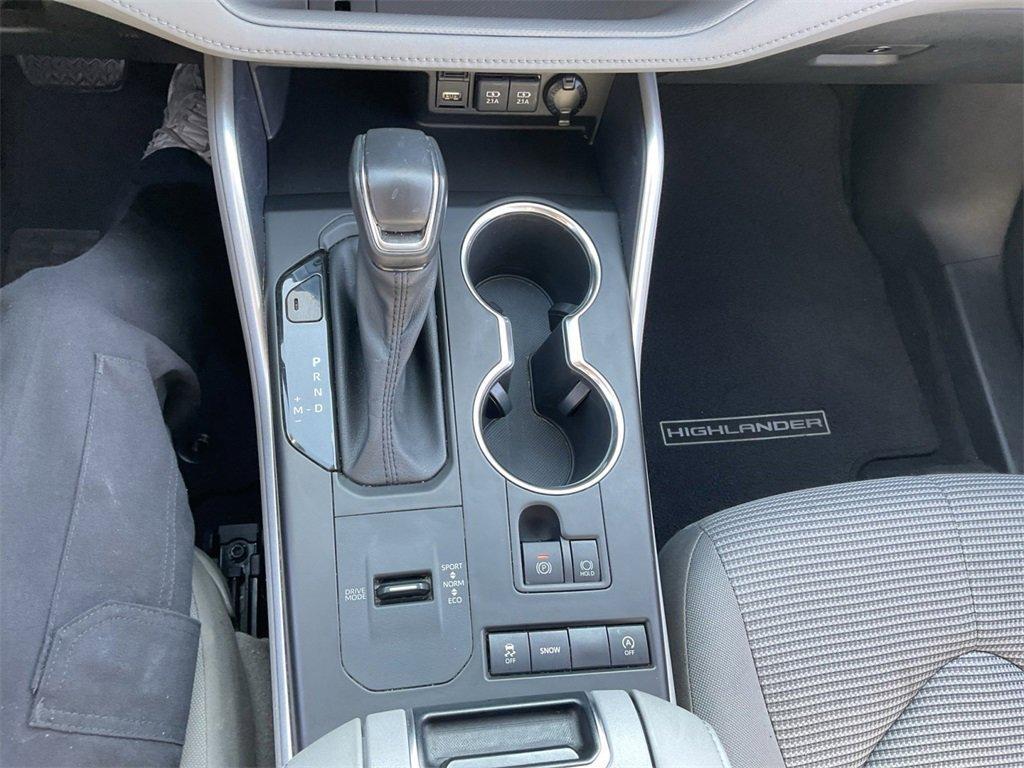 used 2021 Toyota Highlander car, priced at $26,788
