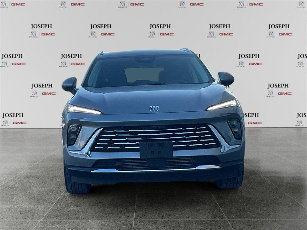 used 2025 Buick Envision car, priced at $29,488