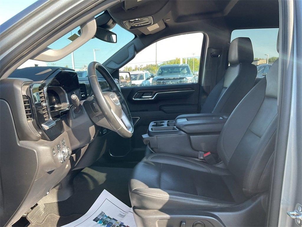 used 2025 GMC Sierra 1500 car, priced at $43,999
