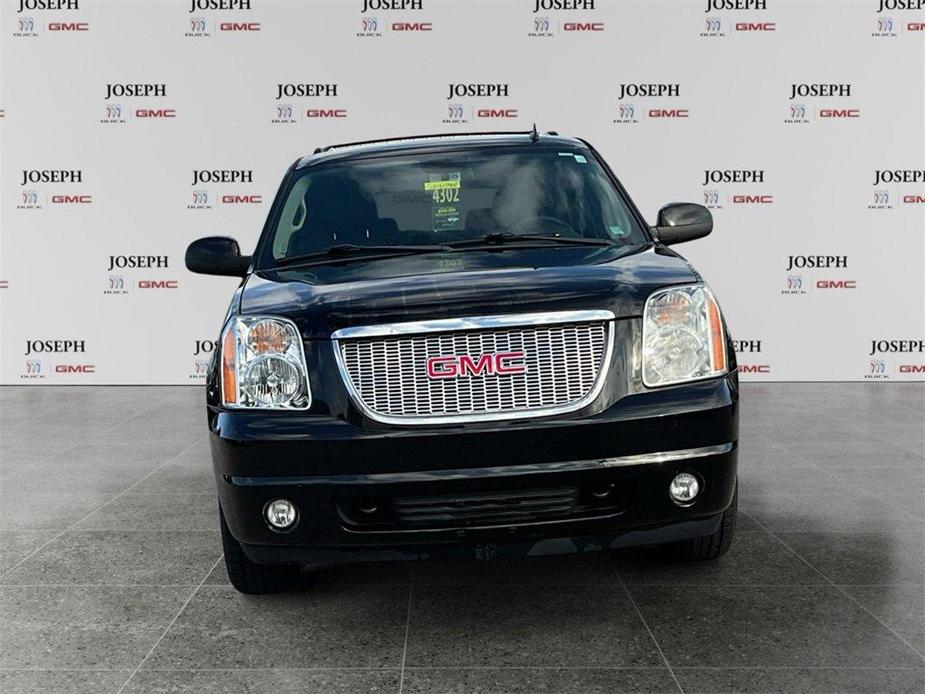 used 2011 GMC Yukon XL car, priced at $8,000