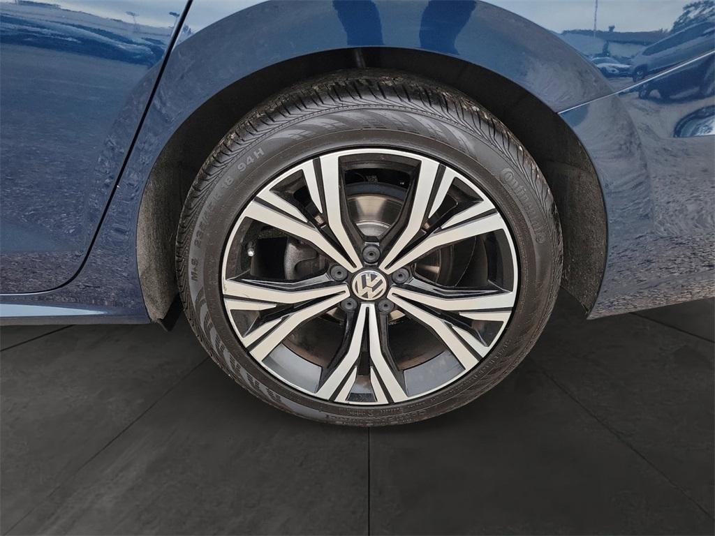 used 2022 Volkswagen Passat car, priced at $17,994