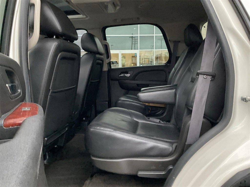 used 2014 GMC Yukon car