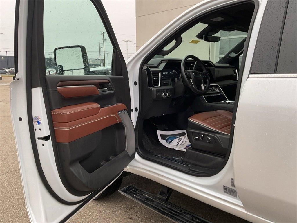 used 2024 GMC Sierra 2500 car, priced at $69,888