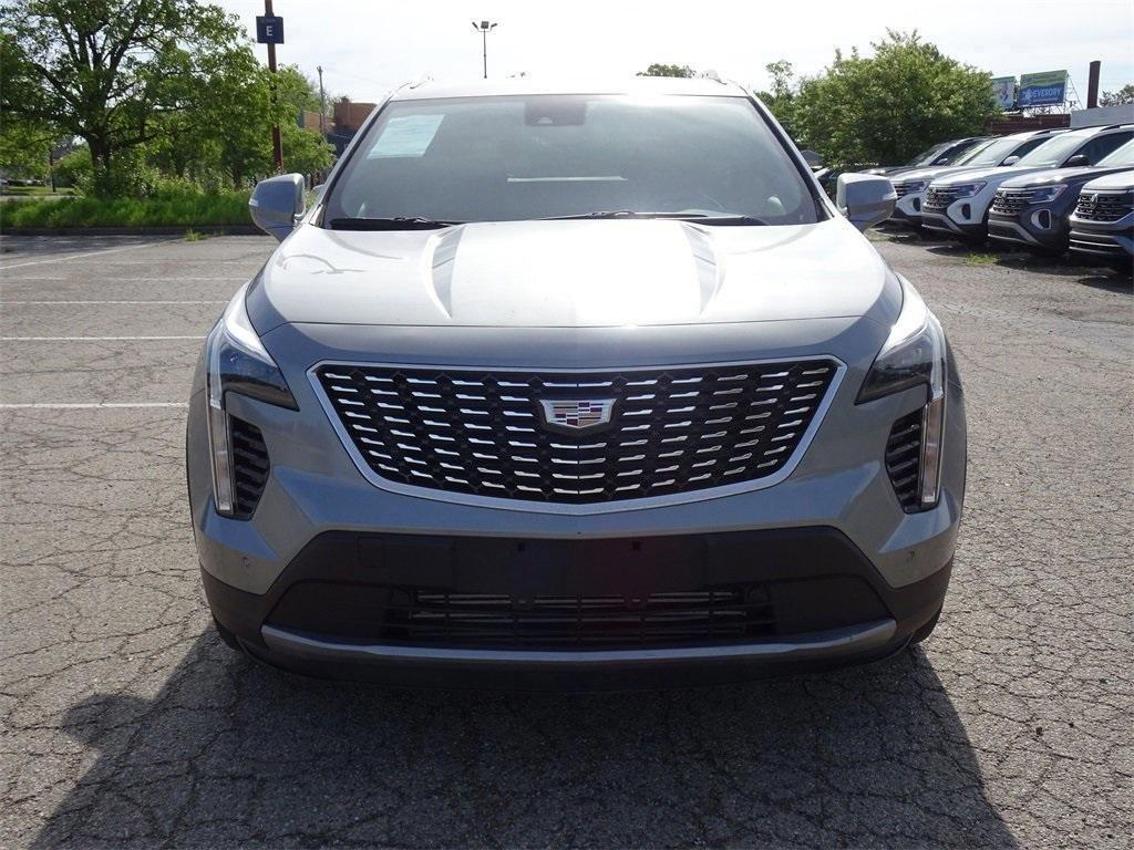 used 2023 Cadillac XT4 car, priced at $29,996