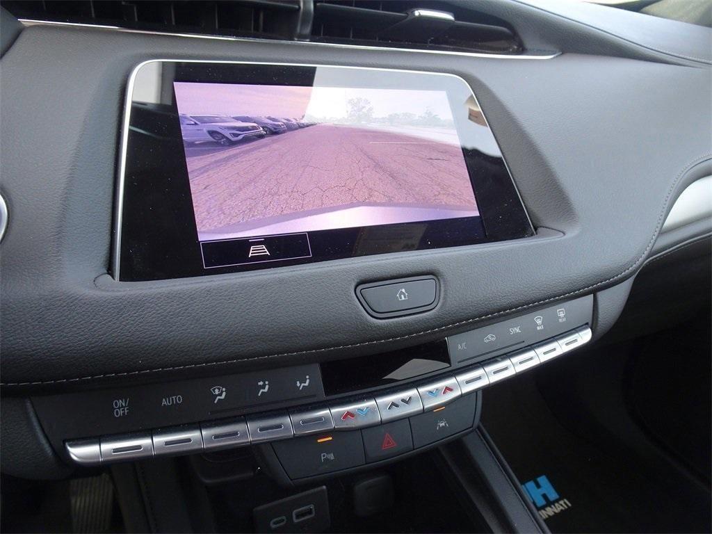 used 2023 Cadillac XT4 car, priced at $29,996