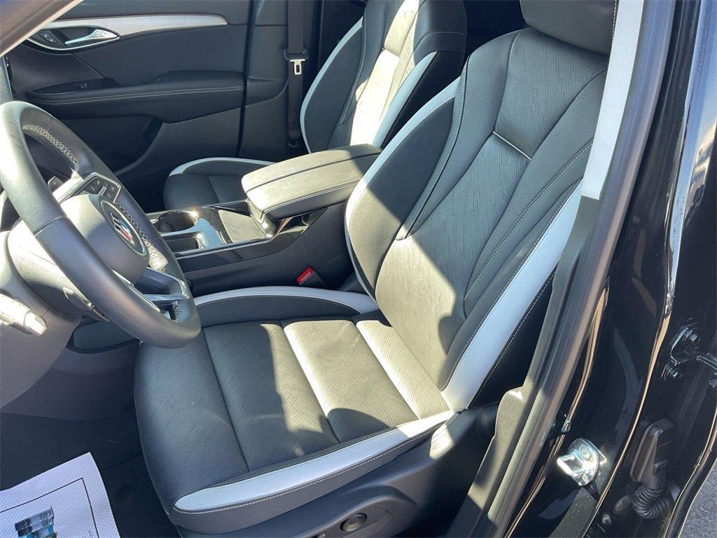 used 2025 Buick Envision car, priced at $35,388
