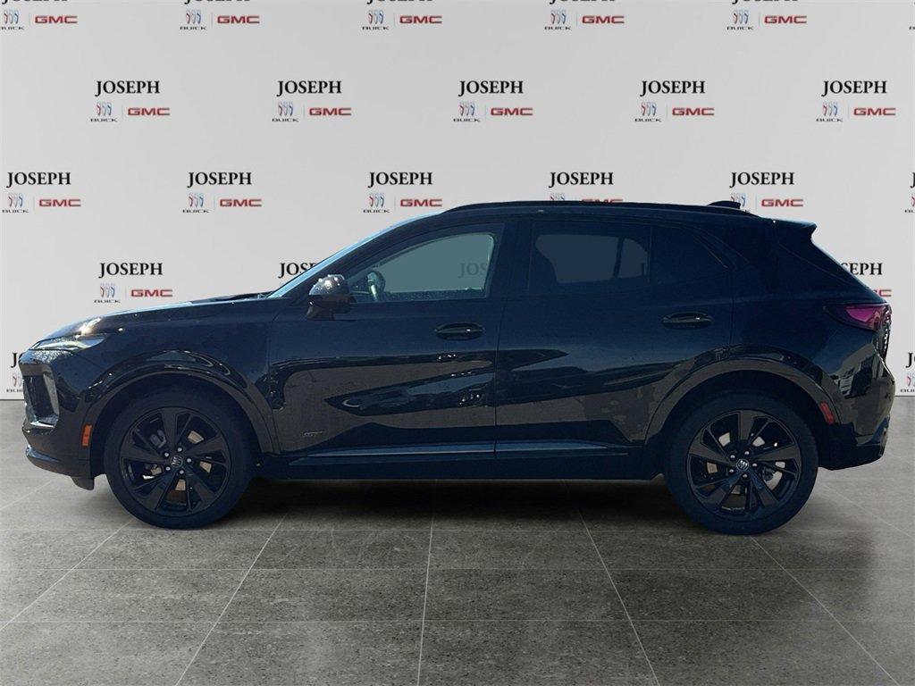 used 2025 Buick Envision car, priced at $35,388