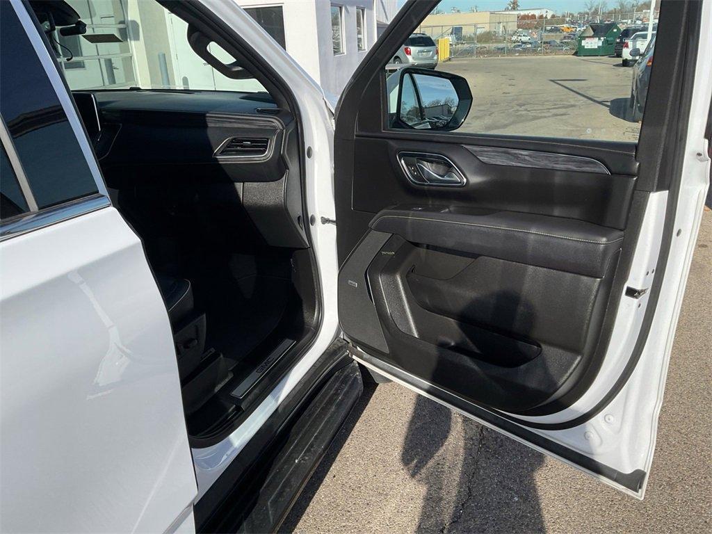 used 2022 GMC Yukon car, priced at $51,999