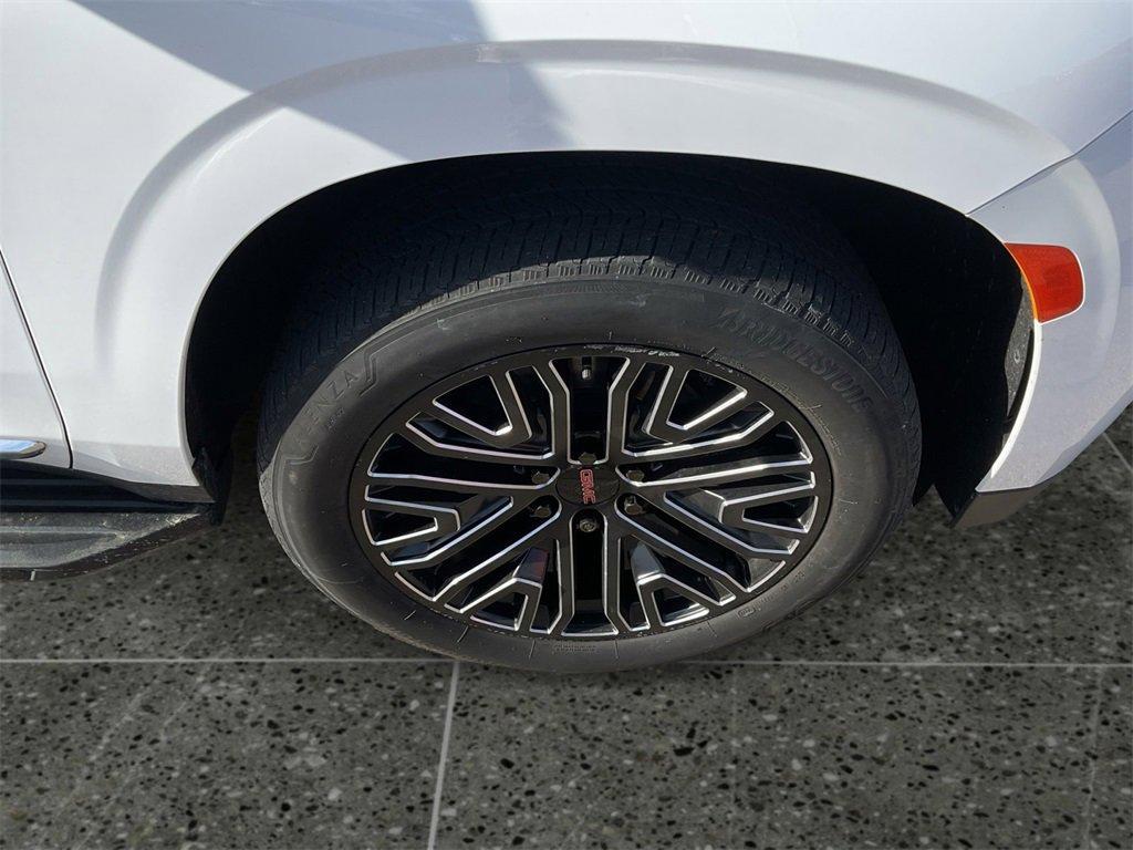 used 2022 GMC Yukon car, priced at $51,999