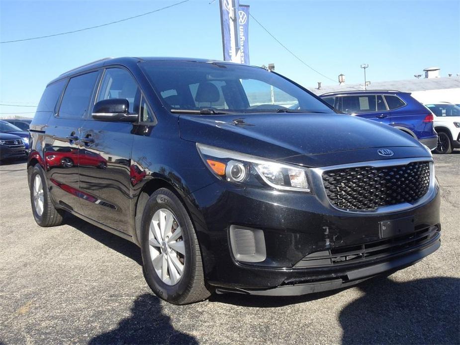 used 2016 Kia Sedona car, priced at $9,437