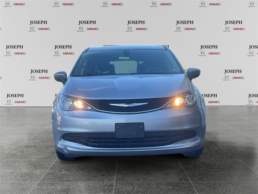 used 2017 Chrysler Pacifica car, priced at $12,488