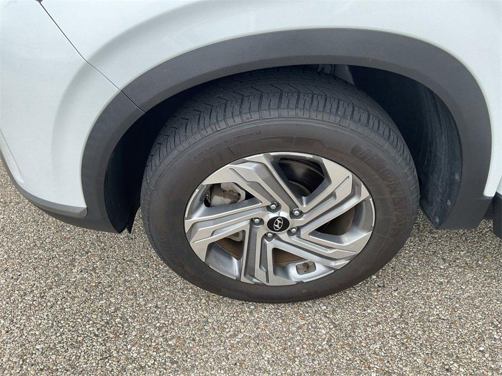 used 2023 Hyundai Santa Fe car, priced at $23,548