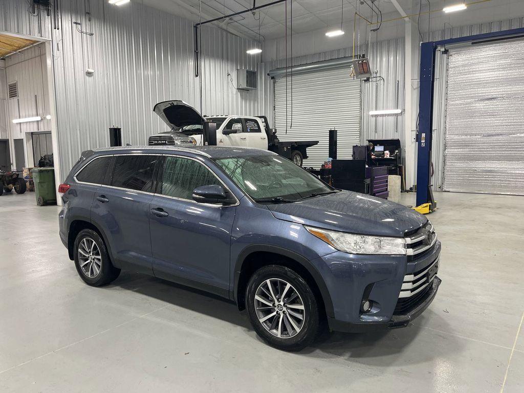 used 2019 Toyota Highlander car, priced at $25,569