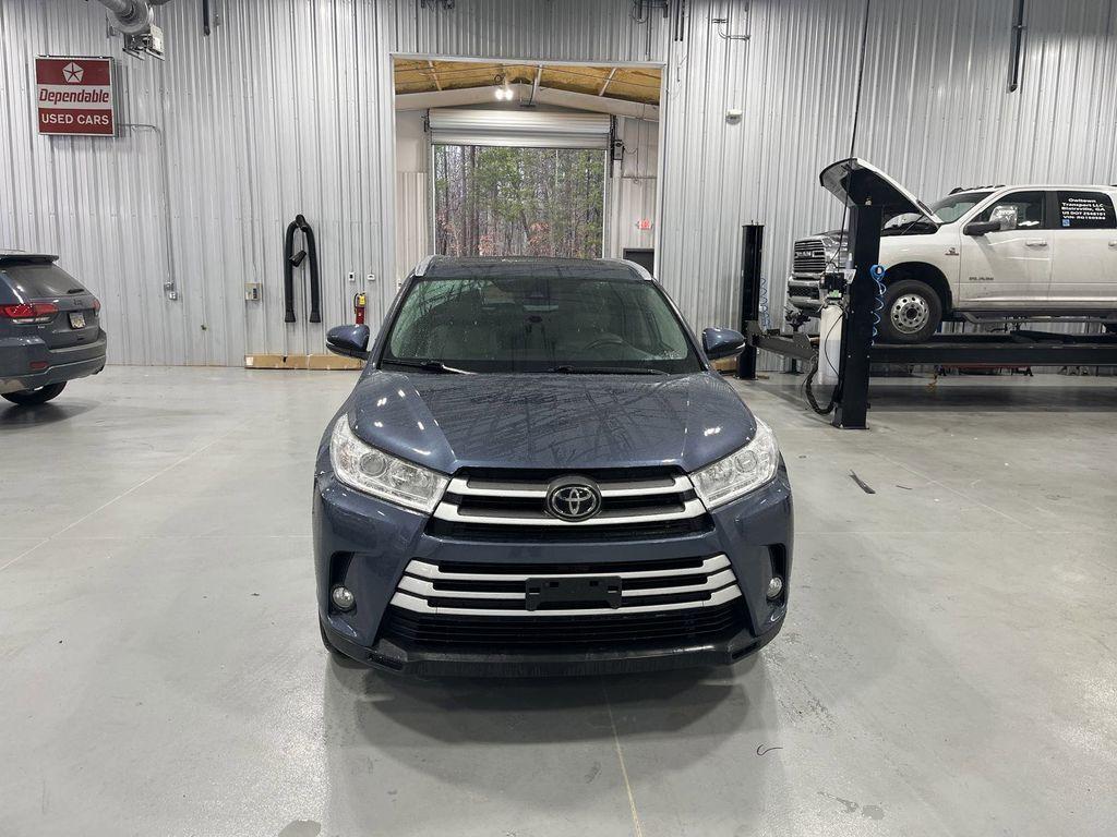 used 2019 Toyota Highlander car, priced at $25,569